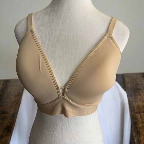 Lively T-Shirt Wireless Spacer Bra No Underwire 36DDD - Picture 1 of 10